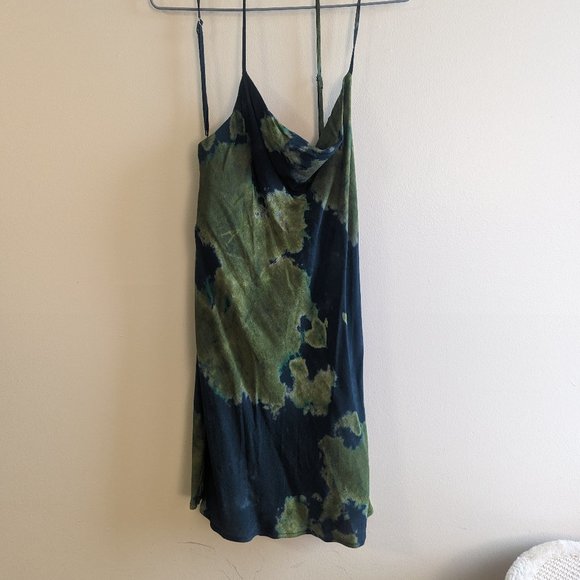 COPY - Pull&Bear Mini Slip Dress - Picture 1 of 4